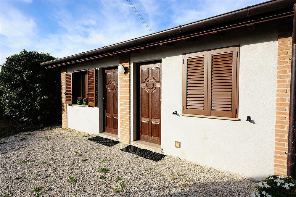 Hostal Colle Degli Olivi Snc Asís Exterior foto
